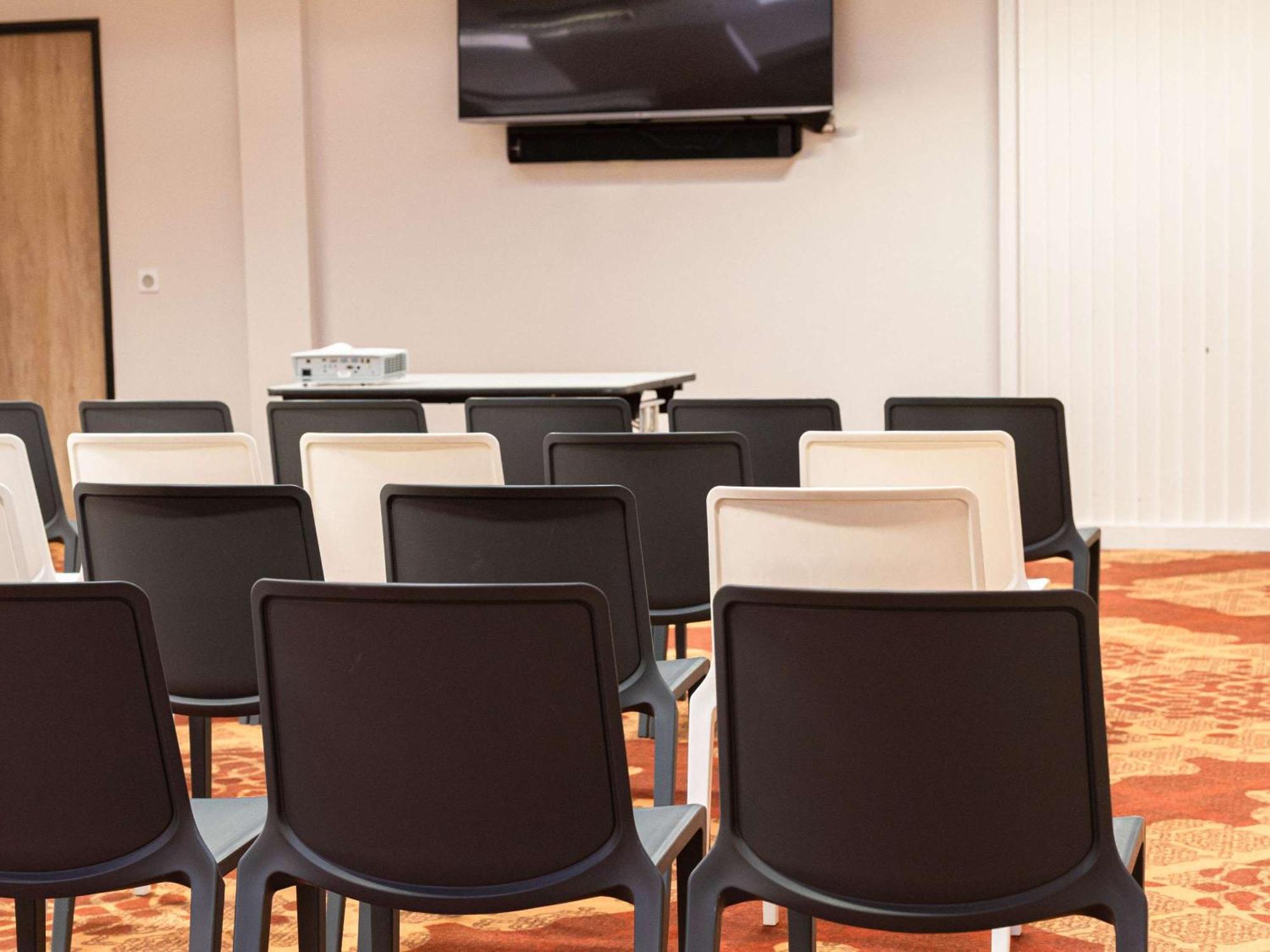 Ibis Styles Centre Le Theatro Hotel